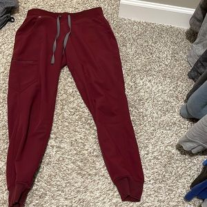 Burgundy fig bottoms